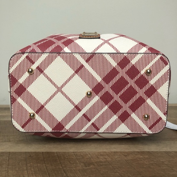 SOLD 🎉 - Picture 5 of 8